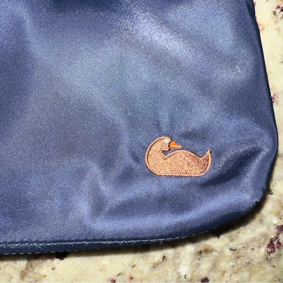 PRISTINE Dooney & Bourke Nylon Navy adjustable Crossbody - Picture 3 of 16